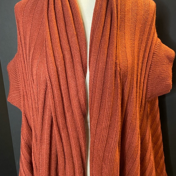 “Before you” sweater vest/short sleeve cardigan, “one size” - Picture 3 of 5